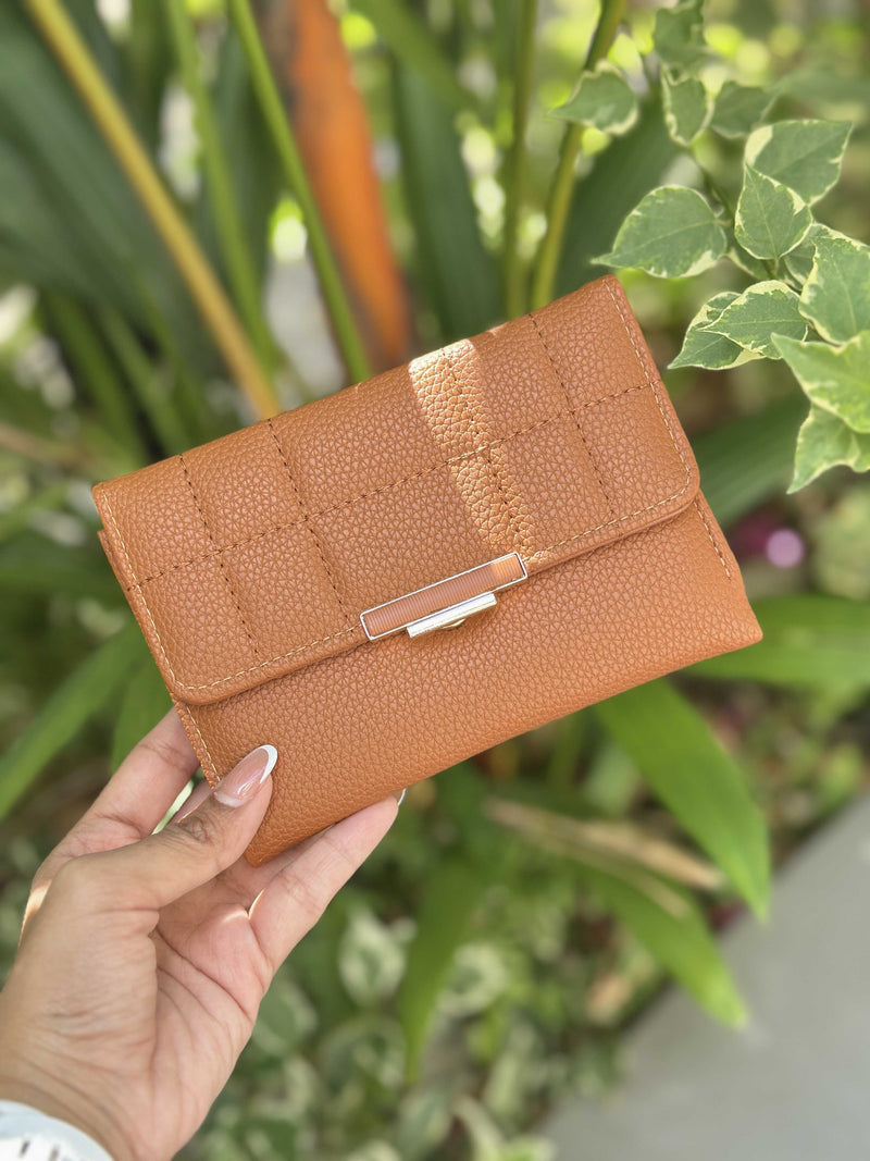 CARTEIRA IMPORTADA DE DAMA HB124