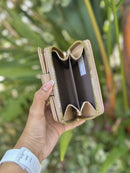 CARTEIRA  IMPORTADA DE DAMA HB121